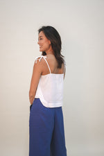 Load image into Gallery viewer, Linen Tie Camisole - White
