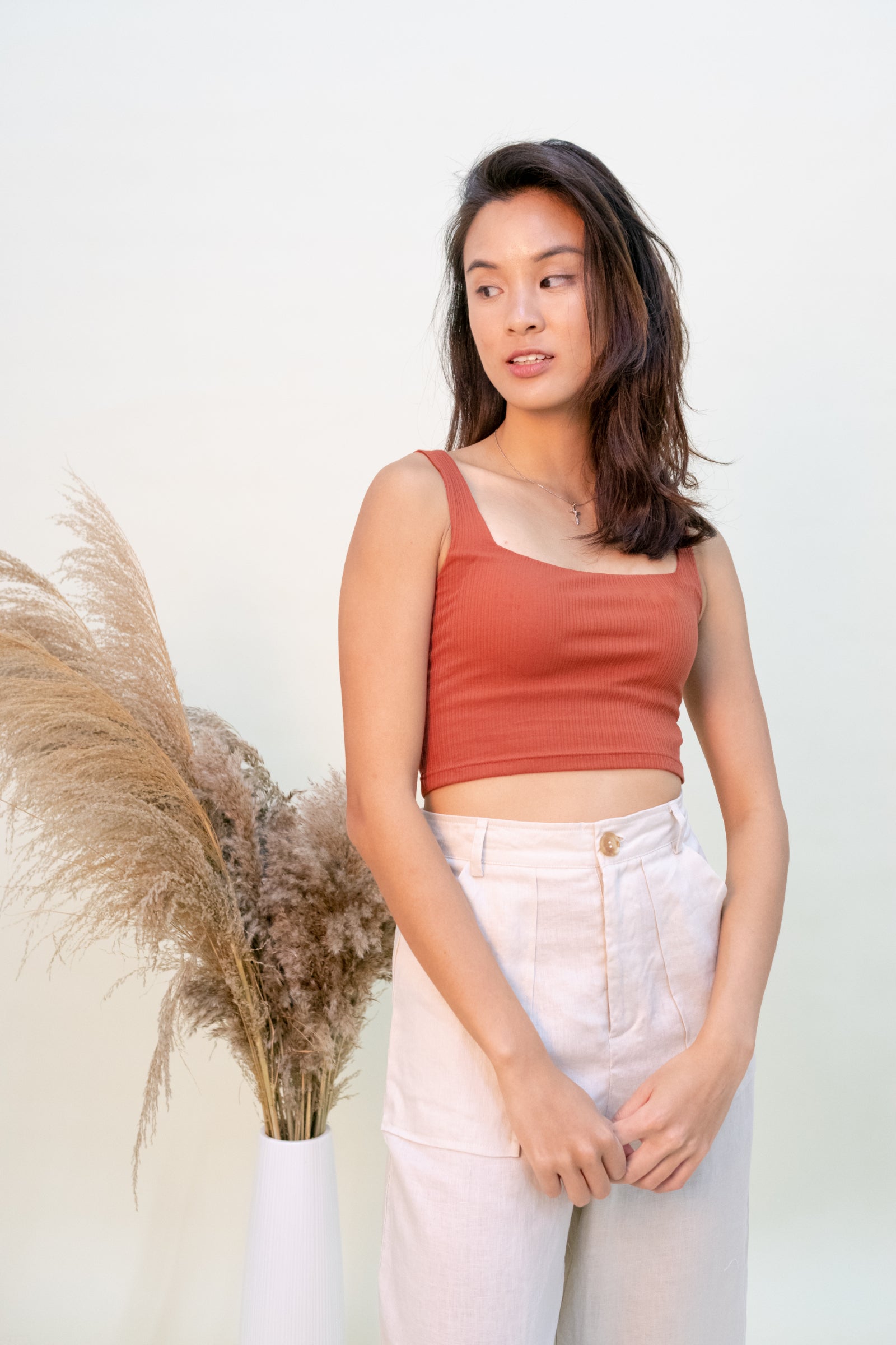 Square Neck Padded Crop Tank Top - Brick Red